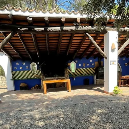 Masia Rural Les Alsines * Valls